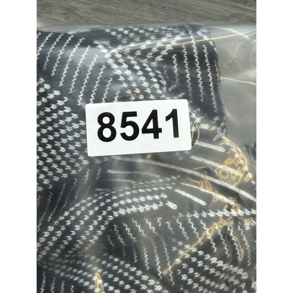 The North Face Pom Beanie Black White One Size Stretch Winter Warm Women's Snow
